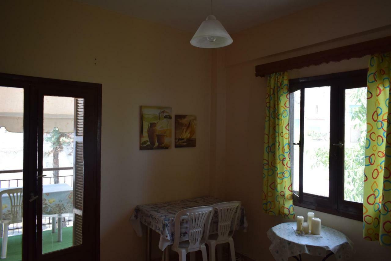 The Family Place - Cosy Double Bedroom Apartment On Beach Of Kallithea, Chalkidiki Kallithea  Dış mekan fotoğraf