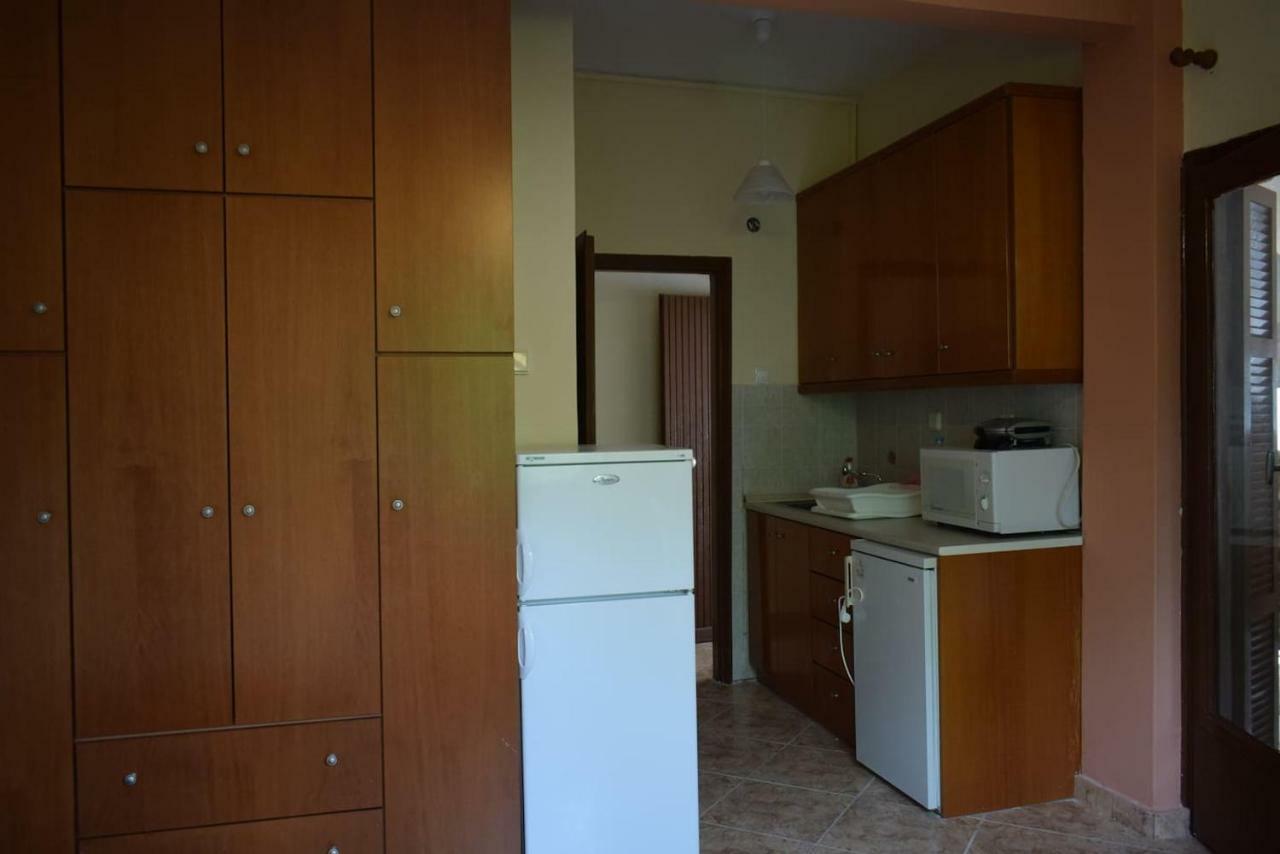 The Family Place - Cosy Double Bedroom Apartment On Beach Of Kallithea, Chalkidiki Kallithea  Dış mekan fotoğraf